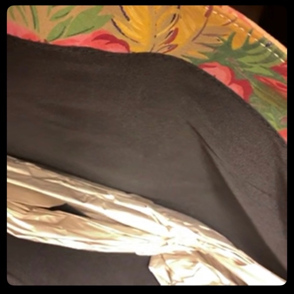 Floral design hand bag, new! - Picture 4 of 6